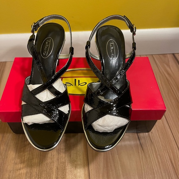 Talbots mini heels - Picture 1 of 6